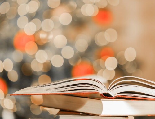 Your Holiday Reading Guide: The Best Holiday Books to Curl Up With in 2024